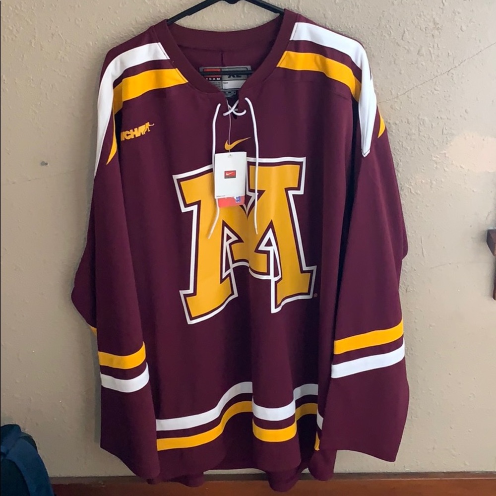 ‘Vintage’ Minnesota hockey jersey